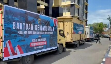 Polda Babel Salurkan Bantuan Logistik ke Sumbar, Irjen Pol. Viktor: Ini bentuk empati dan solidaritas terhadap Polri