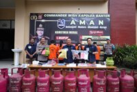 Polda Banten Hentikan Aksi Ilegal LPG Campuran dengan Modus Injeksi Antar Silinder

