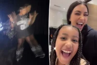 
<p>North West melakukan debut Instagram-nya dengan nama akunnya sendiri pada hari Jumat. Instagram/@barat laut
