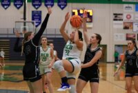 Robert C. Byrd mengalahkan Ravenswood dengan pertahanan yang menyesakkan | Olahraga Sekolah Menengah Virginia Barat