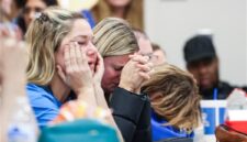 Sekolah Umum Toledo akan segera memangkas lebih dari 100 pekerjaan

