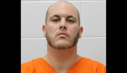 Sidang ekstradisi tertunda dalam penyelidikan pembunuhan