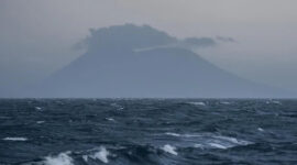 Status Gunung Anak Krakatau Level II, Masyarakat Diminta Waspada

