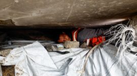 Tentara Israel mengklaim mereka menargetkan anggota 'kunci' Hamas dalam serangan di Kota Gaza

