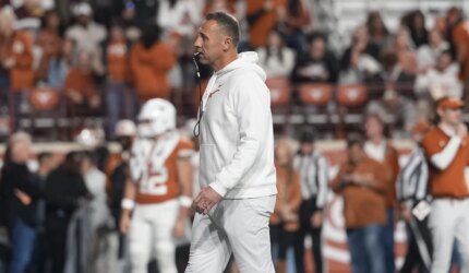 Texas Longhorns Mungkin Hampir Membuat Keputusan Kepelatihan yang Besar