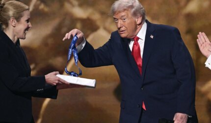 Trump jadi sorotan, Hadiah Perdamaian di Undian Piala Dunia FIFA