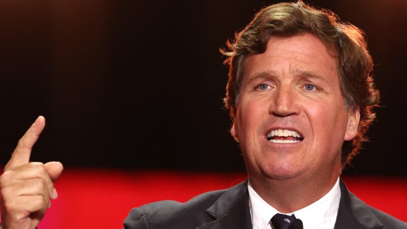 Tucker Carlson mengunjungi pengungsi Gaza, menuduh Israel membunuh anak-anak

