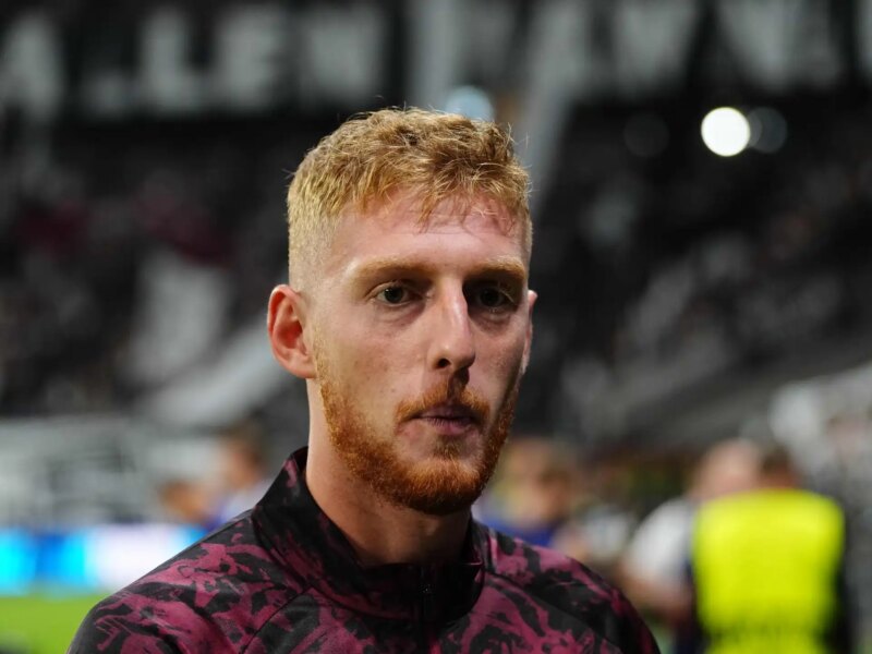 Mert Hakan Yandas dari Fenerbahce adalah nama terkenal lainnya yang ditangkap menyusul penyelidikan taruhan sepak bola di Turkiye (Ahmad Mora/Getty Images)