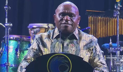 Viral Natalius Pigai Ingin Ubah Tatanan Dunia dan Rebut Jabatan Presiden HAM PBB, Netizen: Serius?