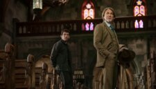 “Wake Up Dead Man”: Misteri Pembunuhan dengan Tuhan dalam Detailnya