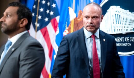 Wakil Direktur FBI Dan Bongino akan memutuskan kepergiannya dalam beberapa minggu