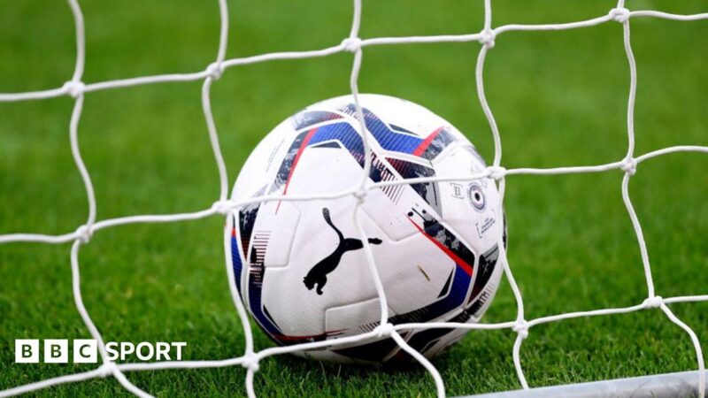 Wrexham v Watford: Kejuaraan & statistik head-to-head

